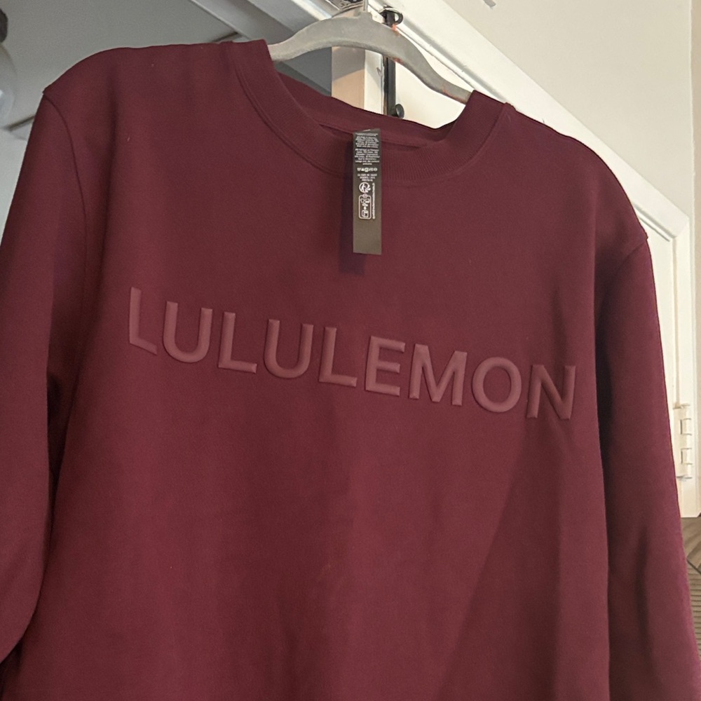Lululemon Garnet spell out crew Sweatshirt